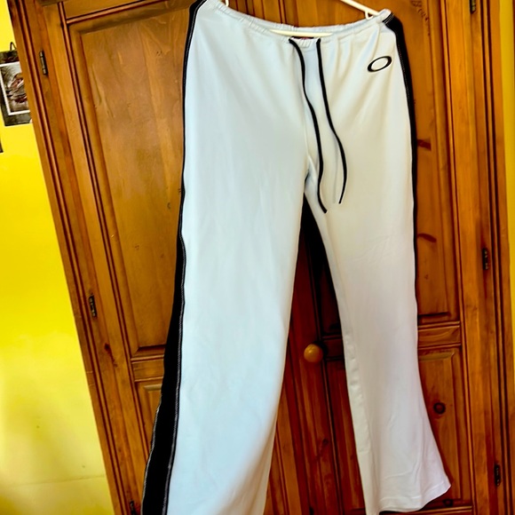 Oakley Track Suit - Picture 2 of 12